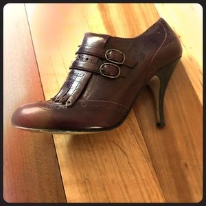 Cute ankle booties - almost brand new!!